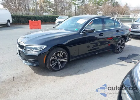 2021 BMW 330I xDrive z USA, uszkodzony, nr VIN 3MW5R7J03M8C05842